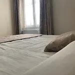 Di 4*
