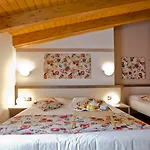 Otel Di 4*