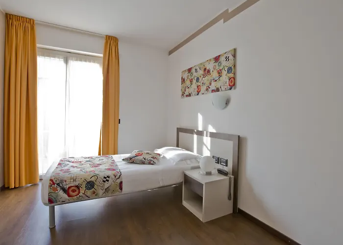 Hotel Di 4*