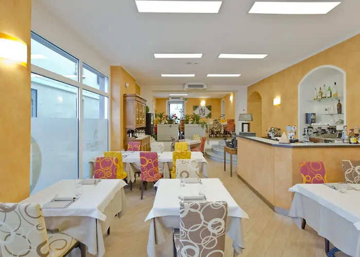Hotel Di 4*