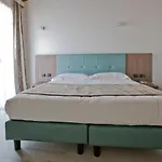 Di