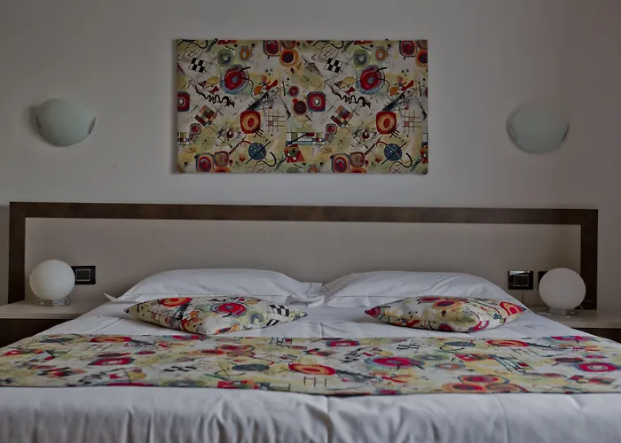 Di Hotel