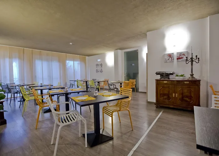 Hotel Di 4*